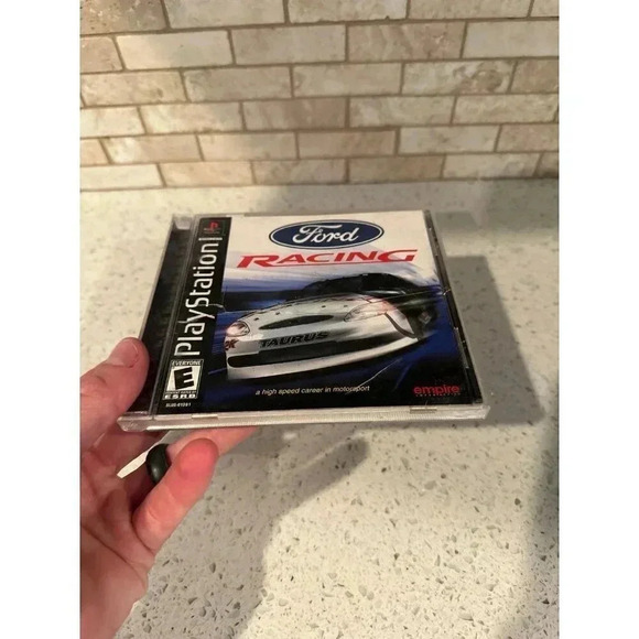 Ford‎ Racing - Picture 4 of 4